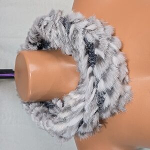 J. McLaughlin Gray Faux Fur Scarf